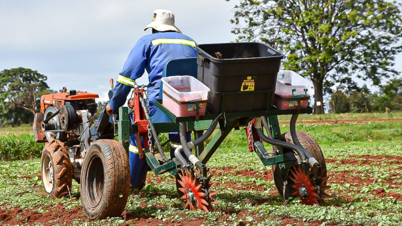 CIMMYT-Mechanization-ZIM-01062017-0004-1024x683